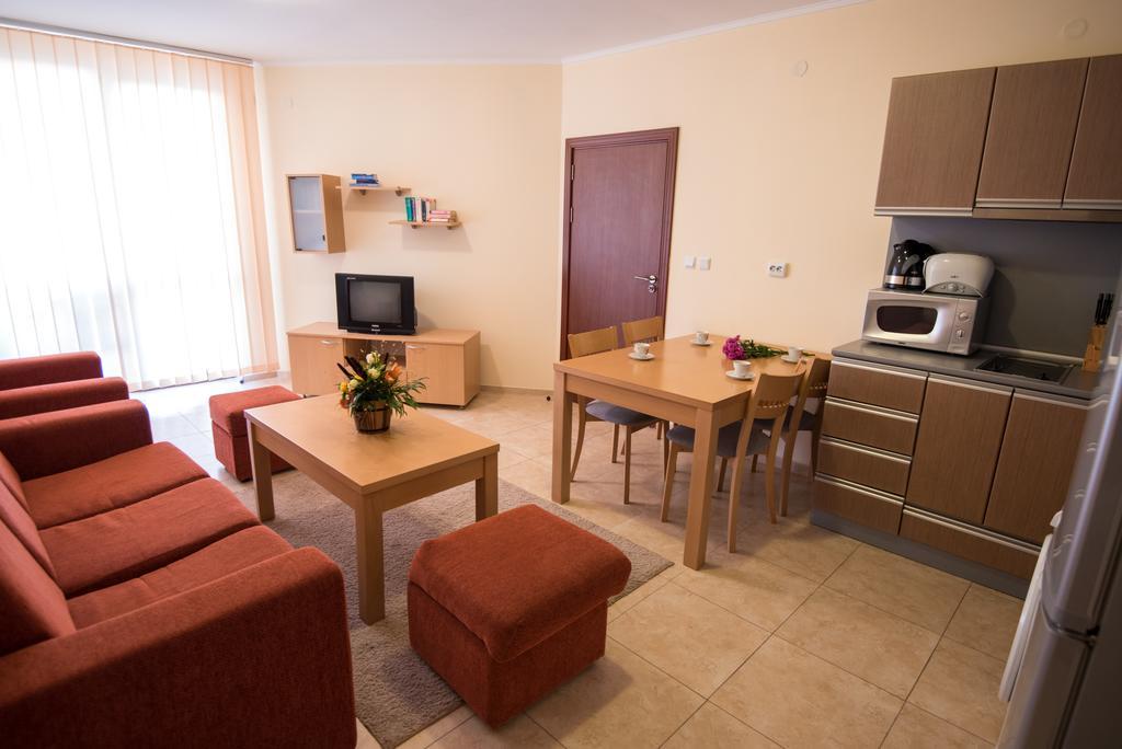 Appartamento Complex Apolon Nesebar Esterno foto