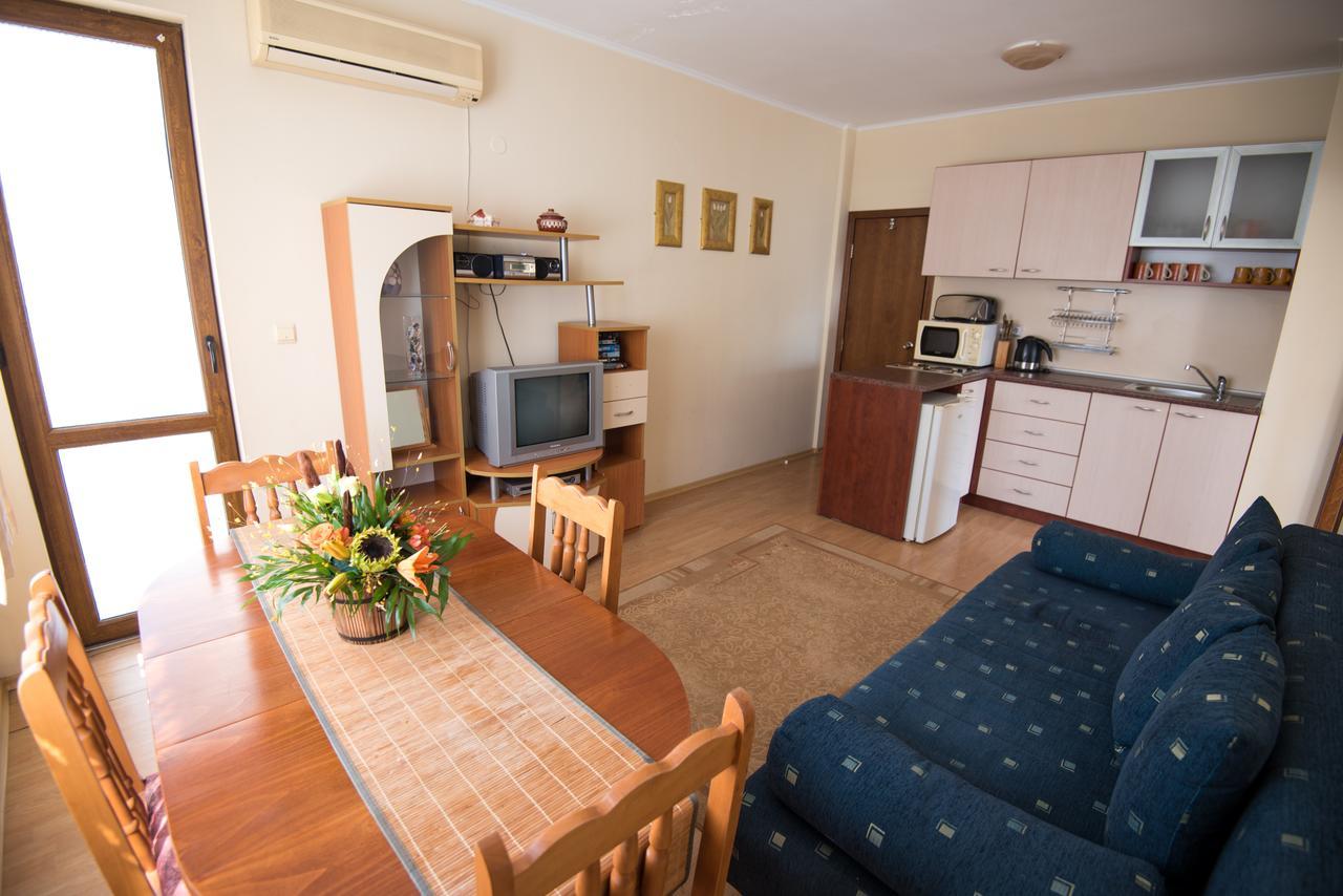 Appartamento Complex Apolon Nesebar Esterno foto