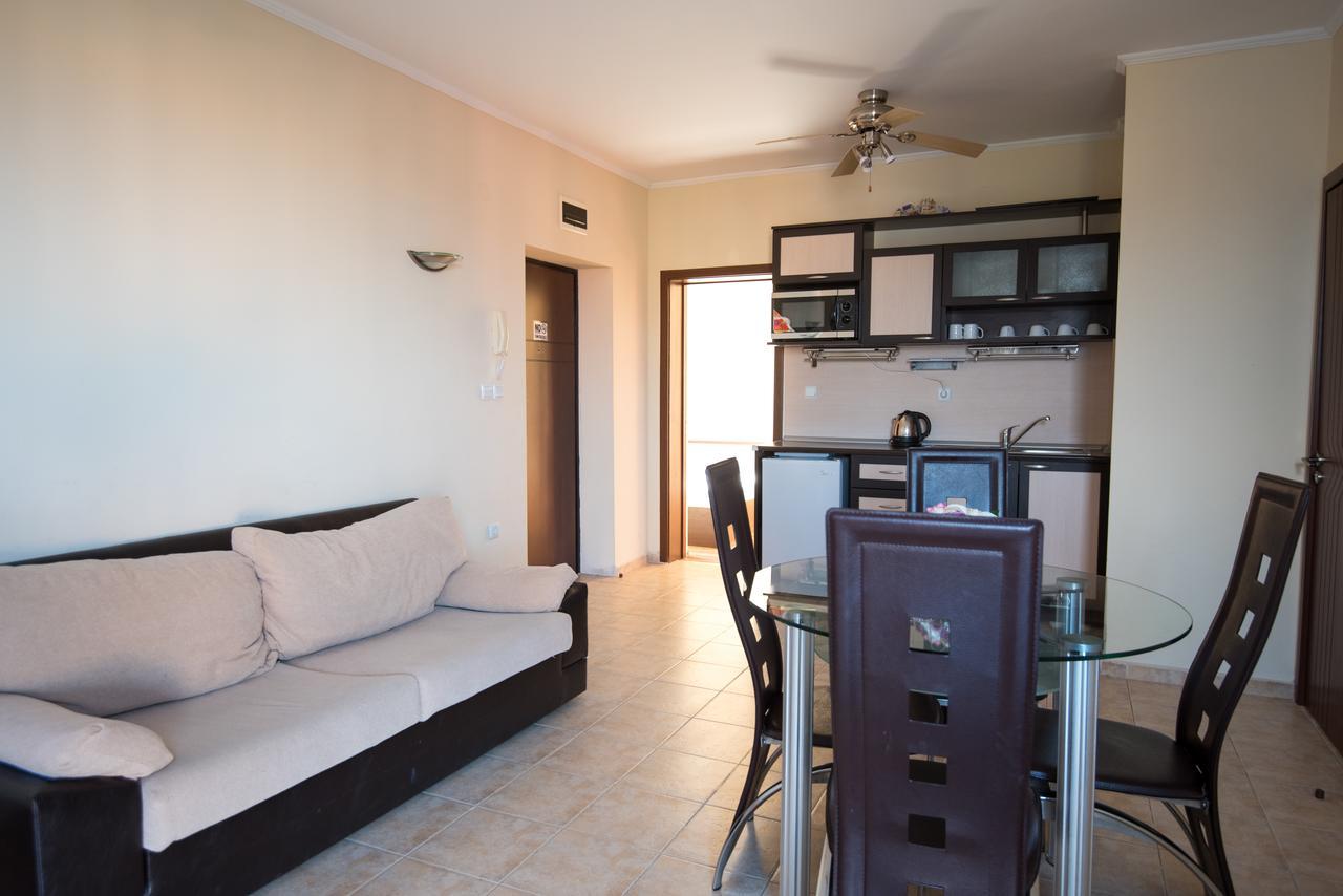 Appartamento Complex Apolon Nesebar Esterno foto