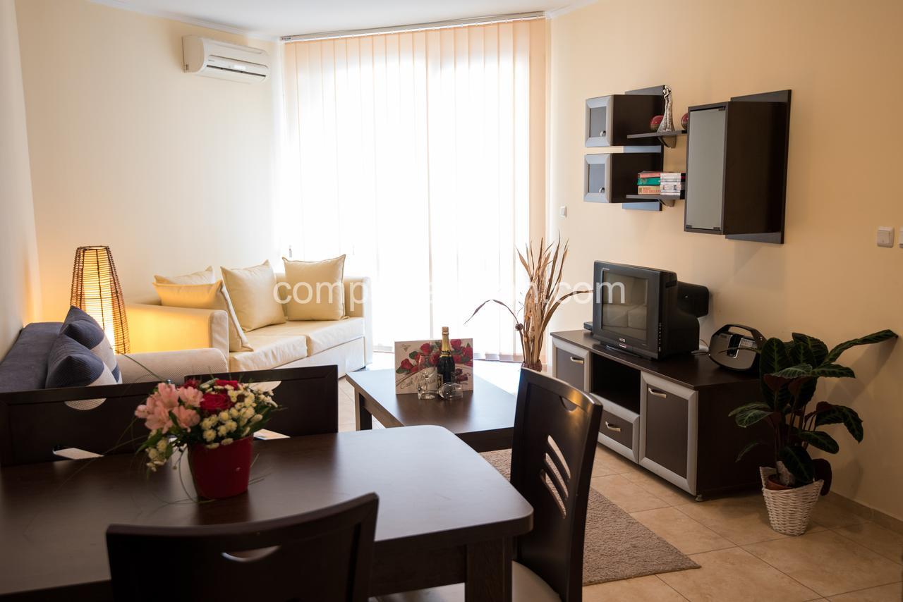 Appartamento Complex Apolon Nesebar Esterno foto
